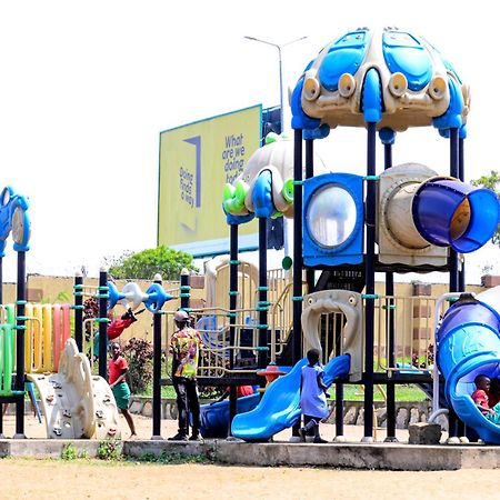 Peniel Beach Hotel Entebbe Kültér fotó
