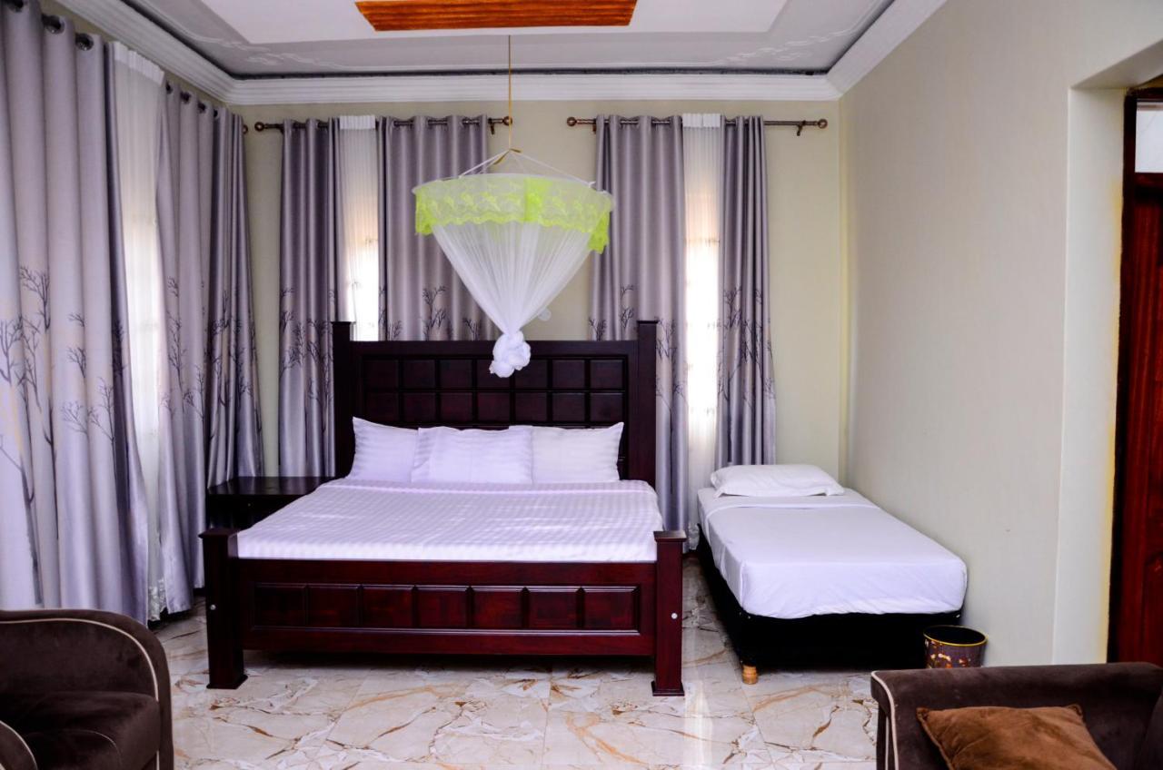 Peniel Beach Hotel Entebbe Kültér fotó